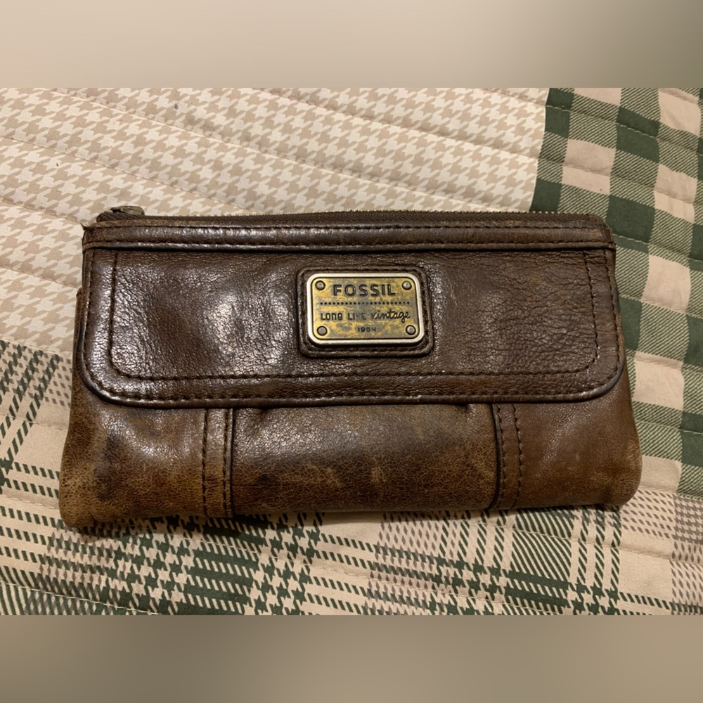 FOSSIL WALLET